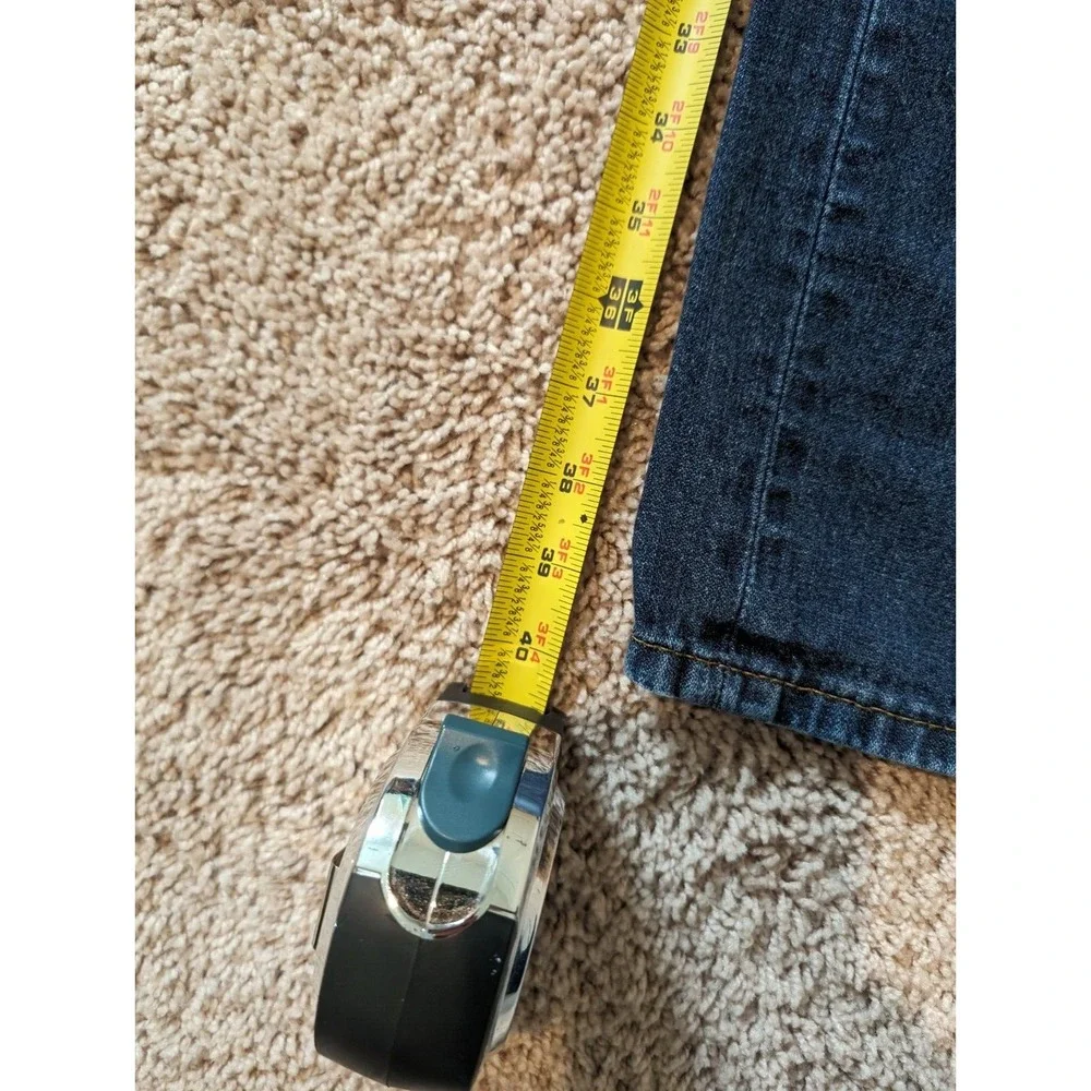 Levis two spots